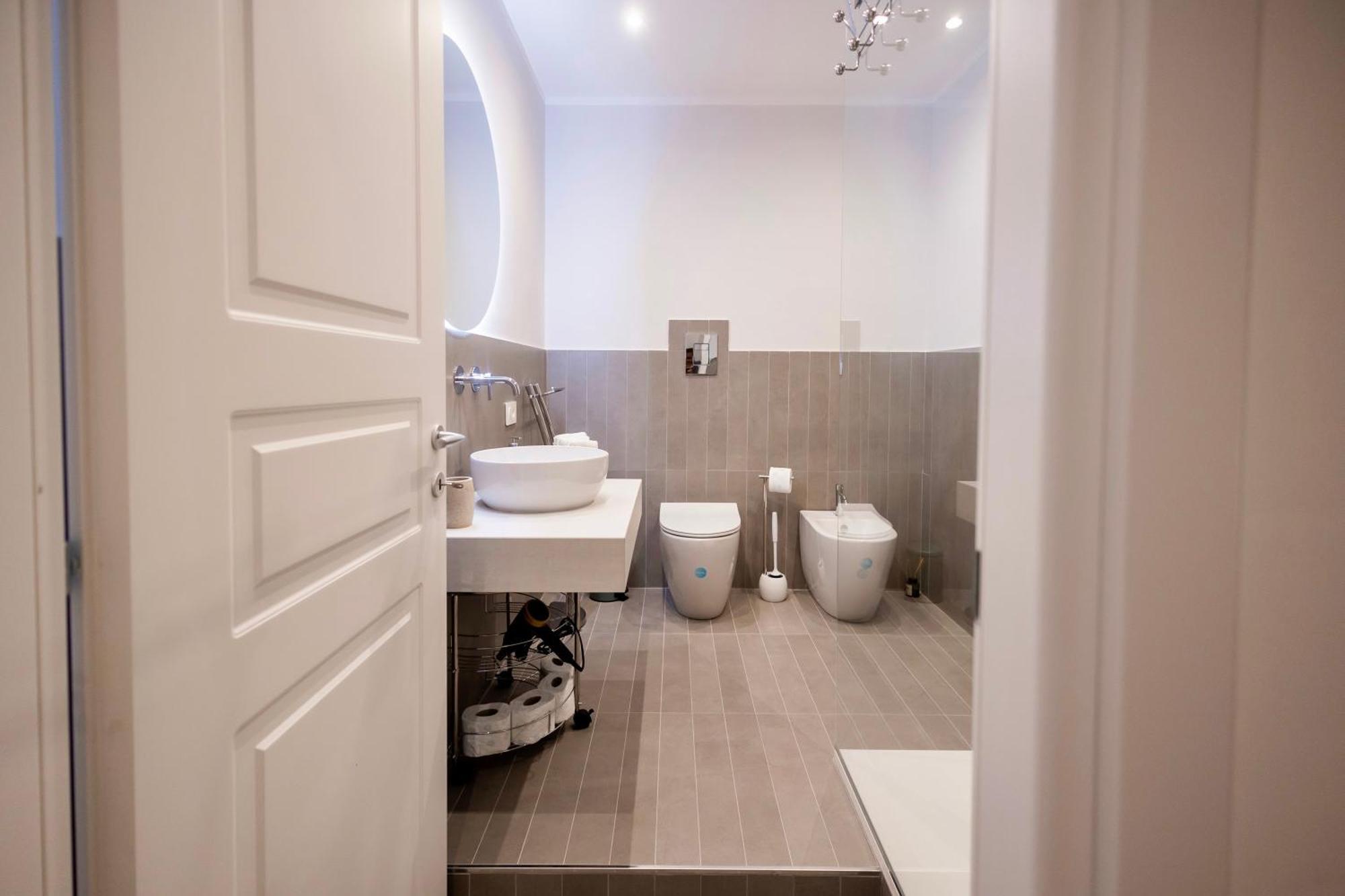Politeama Charming Apartment パレルモ エクステリア 写真