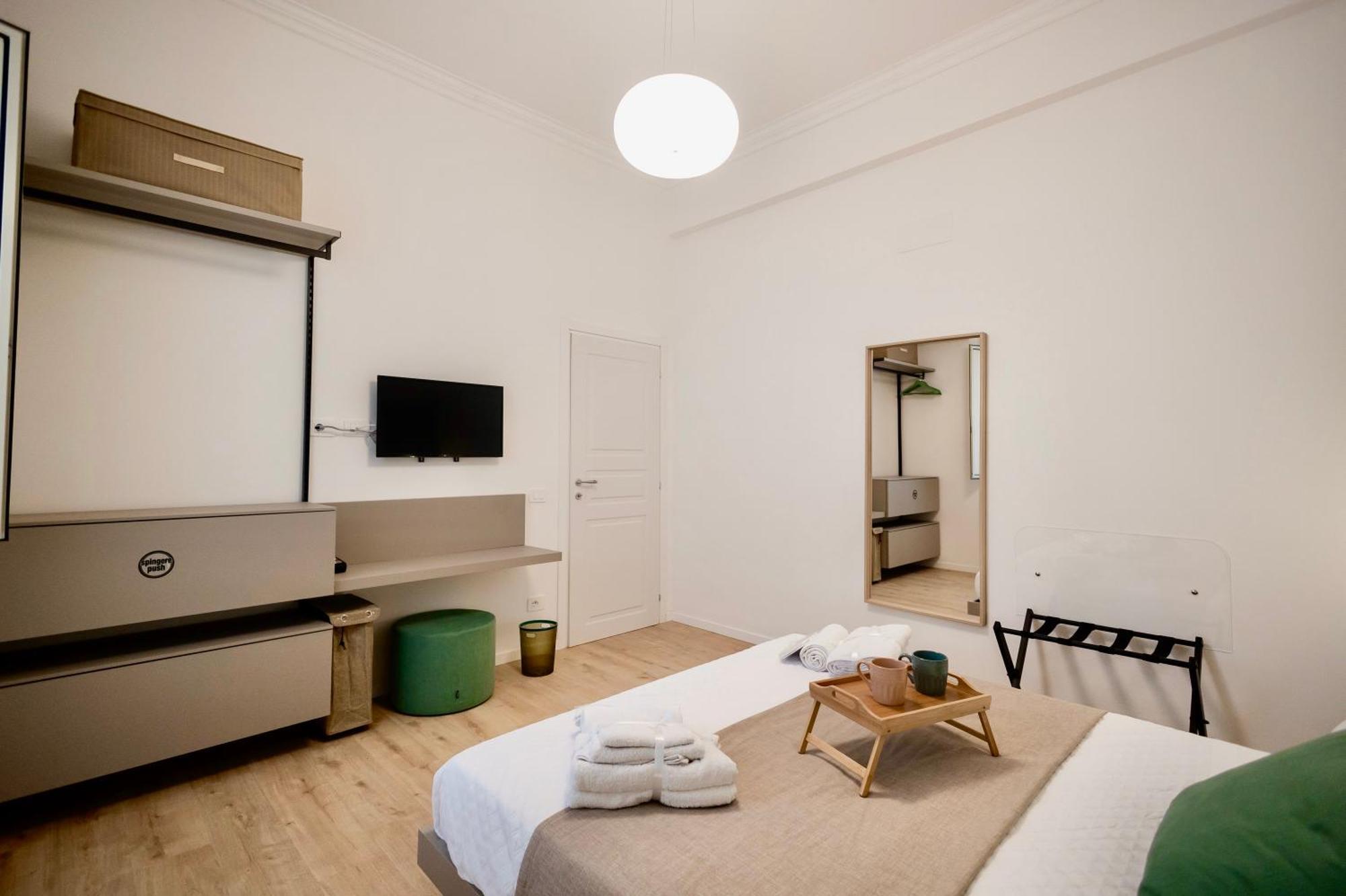 Politeama Charming Apartment パレルモ エクステリア 写真