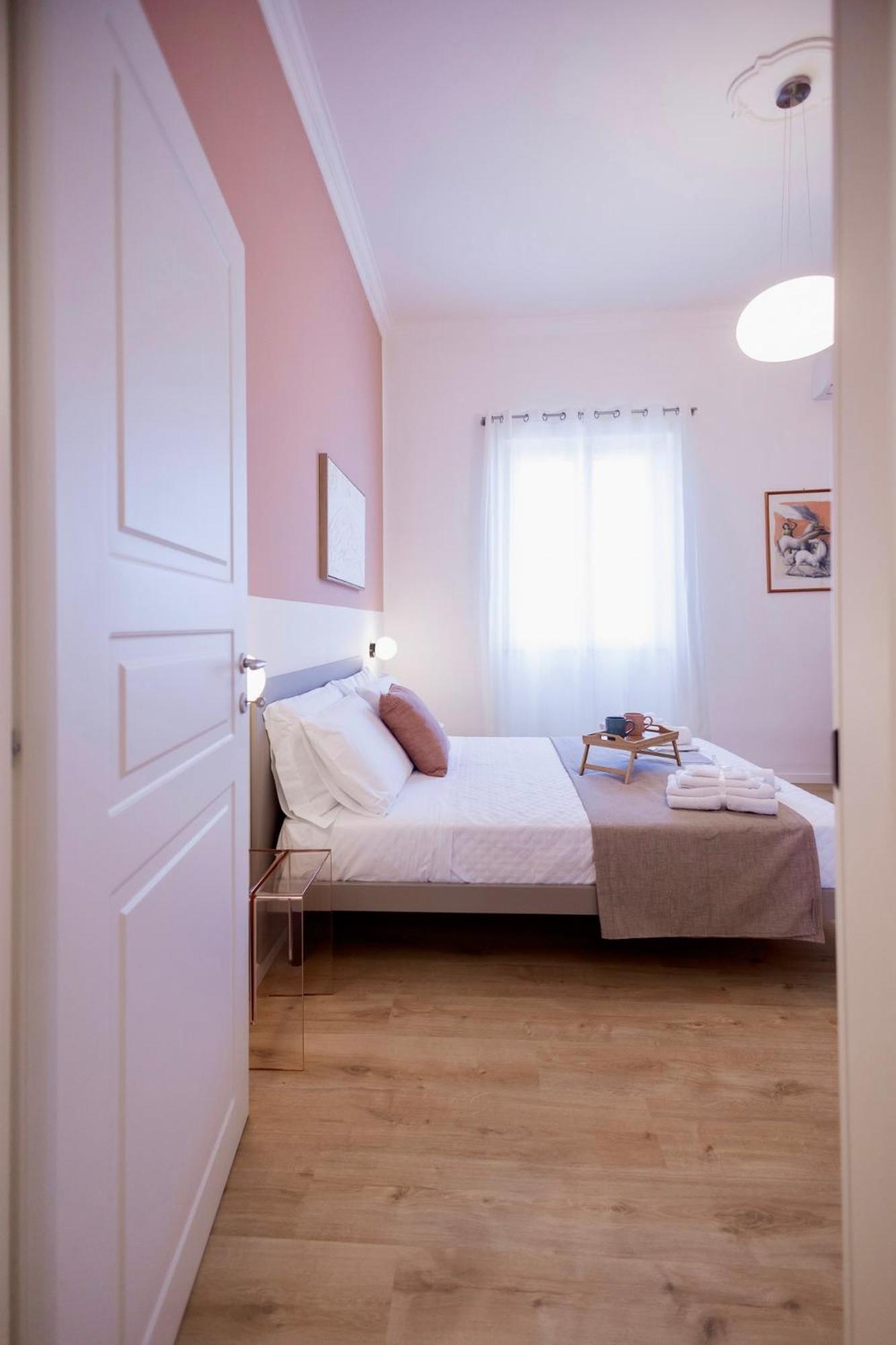 Politeama Charming Apartment パレルモ エクステリア 写真
