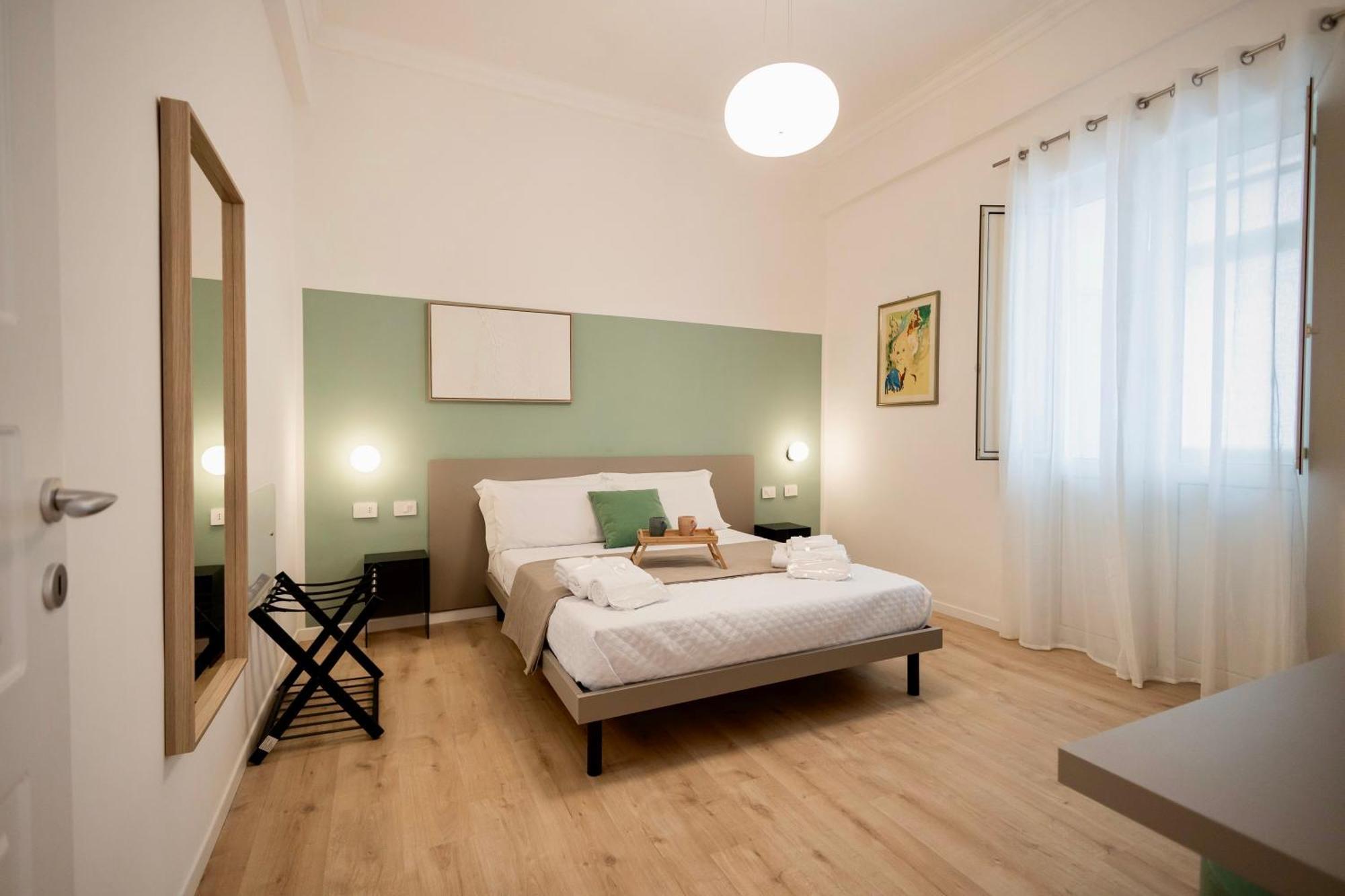 Politeama Charming Apartment パレルモ エクステリア 写真